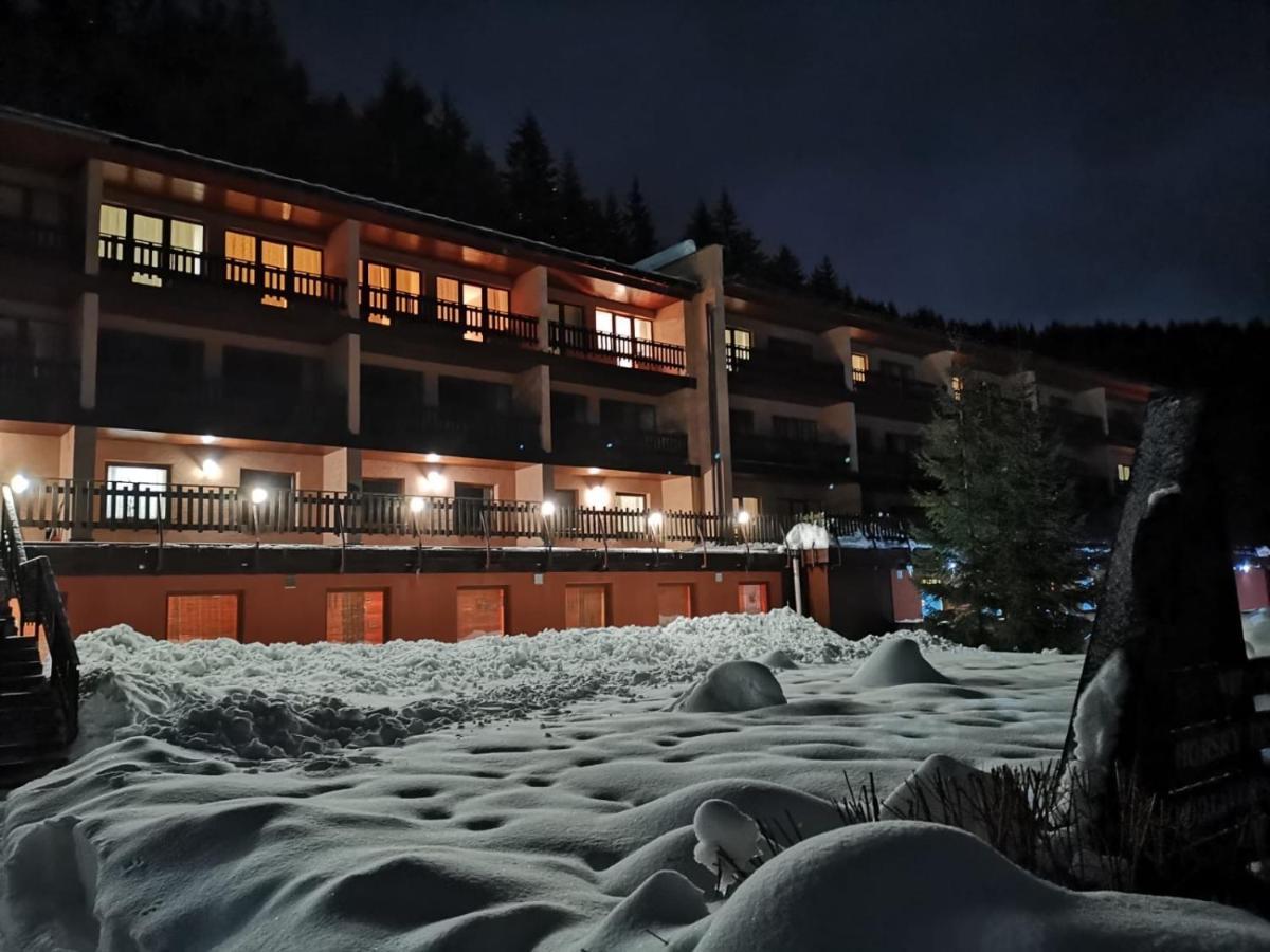 Horsky Hotel Podjavornik Papradno エクステリア 写真