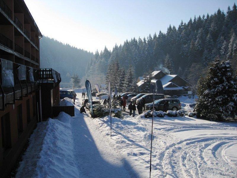 Horsky Hotel Podjavornik Papradno エクステリア 写真